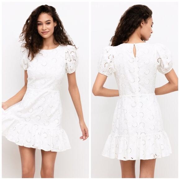 Yumi Kim Dresses & Skirts - Yumi Kim Women's White Alicia Short Puff Sleeve Eyelet Dress Size XL NEW